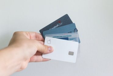 Quelle est la différence entre une carte de débit et une carte de crédit ?